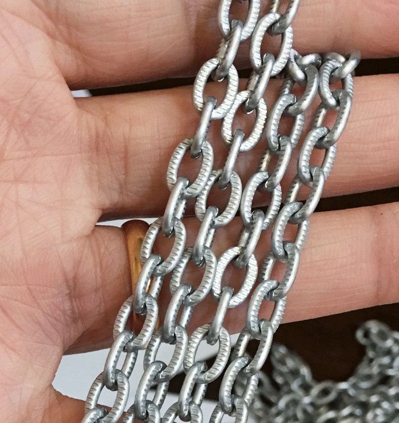 16 ft Large Aluminum corrugated oval chain 8.5x6mm matte silver color, bulk aluminum chain 5meter image 2