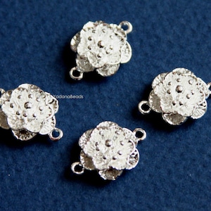 4 pcs  Silver Plated flower connector links 13x19mm
