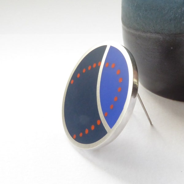 Modern Blue Resin Brooch - Handmade Circular Lapel Pin in Silver - Curve Lapel Pin