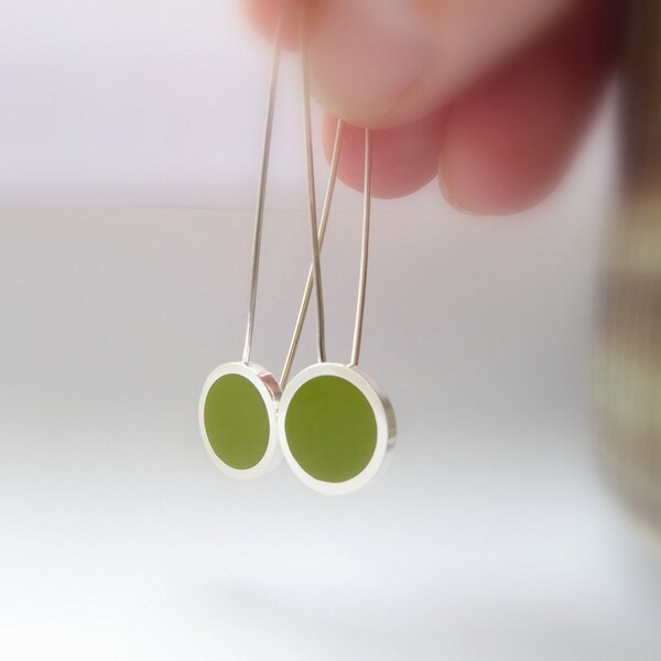 Minimalist Round Pesto Green Earrings - Birthday Gift - Pop Long Drop Earrings