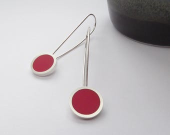 Minimalistische Sterling Silber Rote Harz Ohrringe: Pop Lange Tropfen