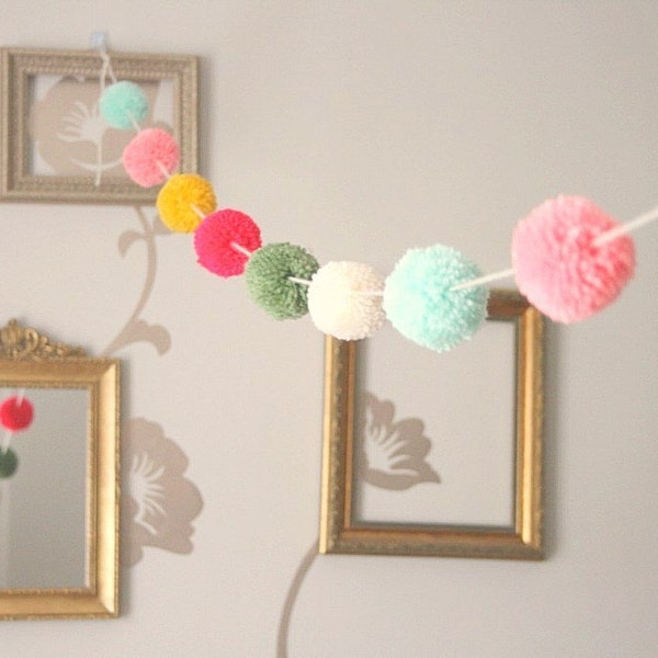 Pom Pom Garland