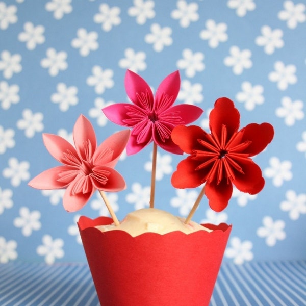 12 Cupcake Toppers Millalove's Paper Flowers