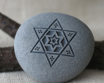 STAR of DAVID - Home Decor paperweight - Jewish gift - engraved pebble art