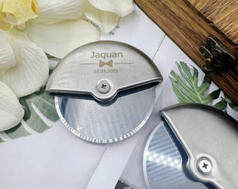 Customize Metal Pizza Cutter Wheel,Pizza Party Favors,gift for pizza lovers,Housewarming Gift,Kitchen Tool,wedding gifts,pizza tools