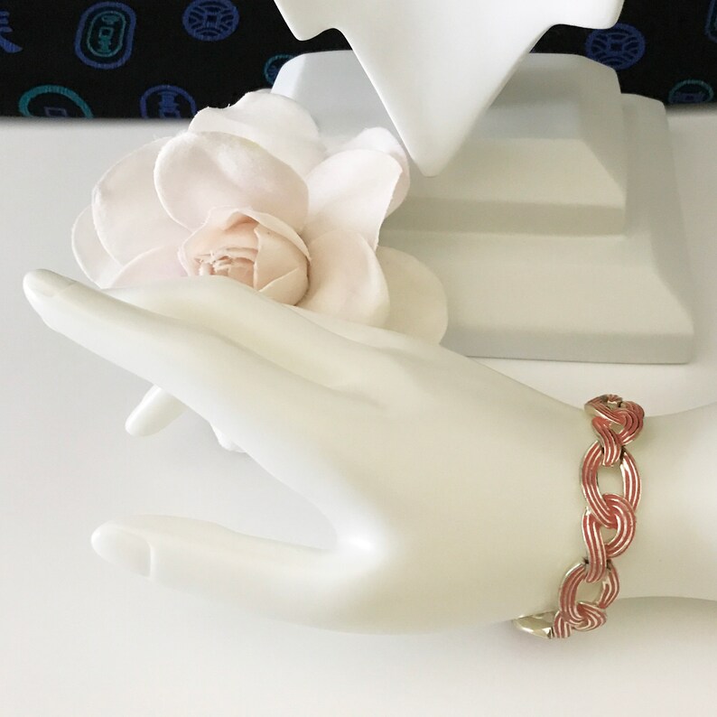Vintage Signed MARVELLA Ribbon Stripe Enamel Groove Open Link Choker Bracelet Set Gift for Her Light Gold Tone 50s Red Pink Peach Tones