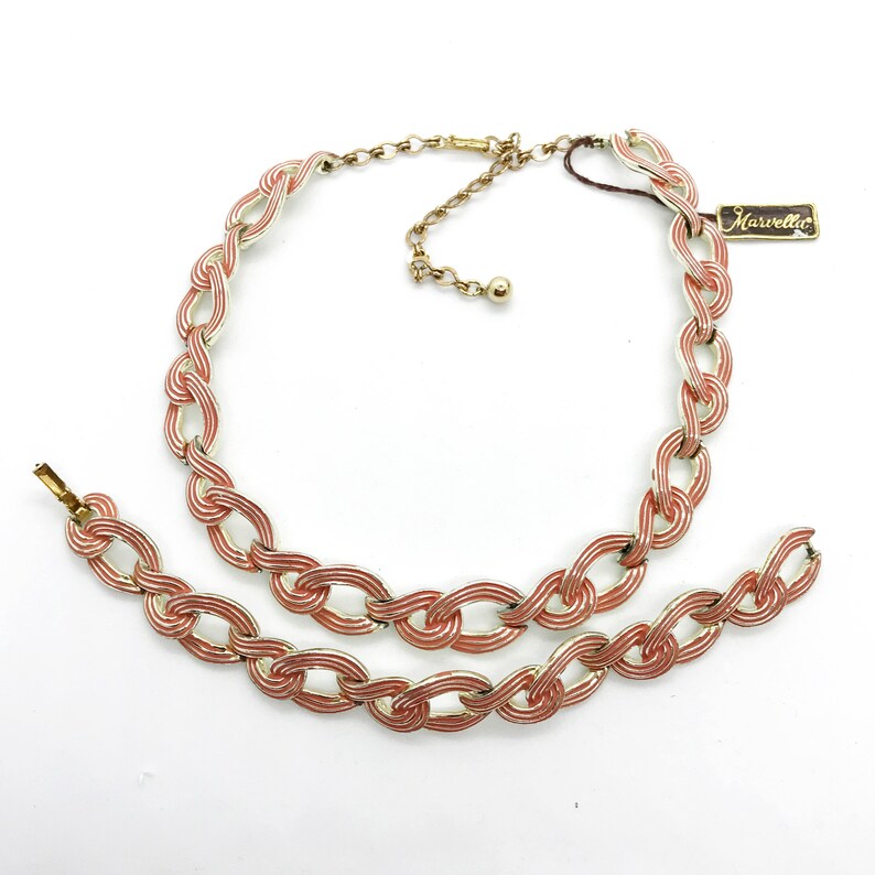 Vintage Signed MARVELLA Ribbon Stripe Enamel Groove Open Link Choker Bracelet Set Gift for Her Light Gold Tone 50s Red Pink Peach Tones