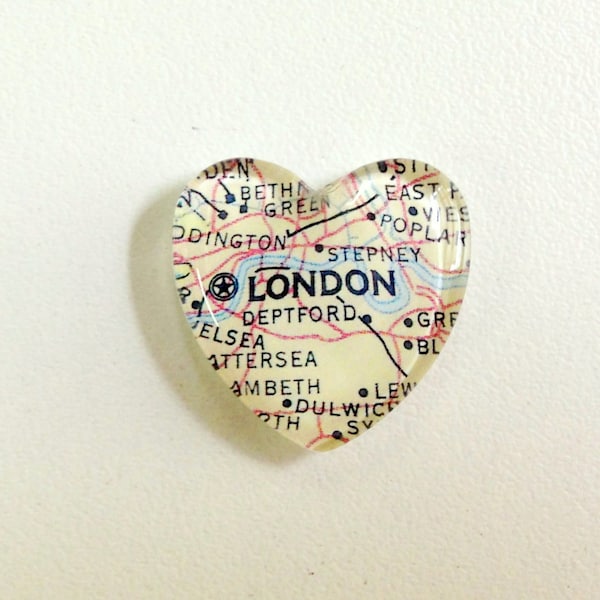 London England Vintage Map Magnet. Heart shaped magnet, strong magnet, travel gift, map gifts, map souvenir, guy gift, housewarming gift