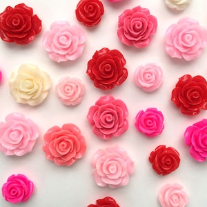 Rose Flower Magnets. Strong Magnets, Cute floral Magnets, fridge magnets, resin flower magnet set, pink flowers, gift for gardener