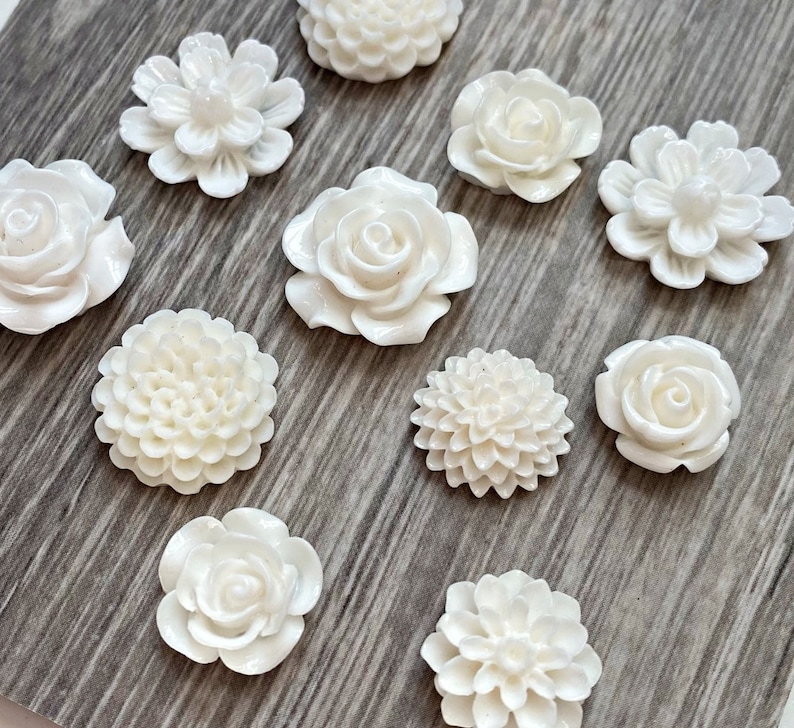 White Flower Magnet Set, White resin flower Magnets, strong fridge magnets, gift for gardener, magnet set, garden club gift, white magnets image 1