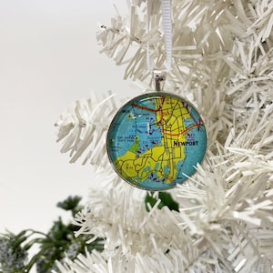 Newport RI Ornament, Vintage Karte Ornament, Weihnachtsverzierung, Rhode Island, Weihnachtsgeschenk, Newport Souvenir, Rhode Island Geschenk