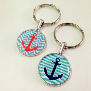 Llavero náutico. Diseño náutico divertido y colorido, dije para bolso de playa, llavero bonito, silueta de ancla, llavero con ancla, regalos náuticos