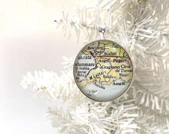 Christmas Ornament, Positano Italy, Amalfi Coast Vintage map Ornament, gift for traveler, map gift, unique ornament, souvenir, lg pendant