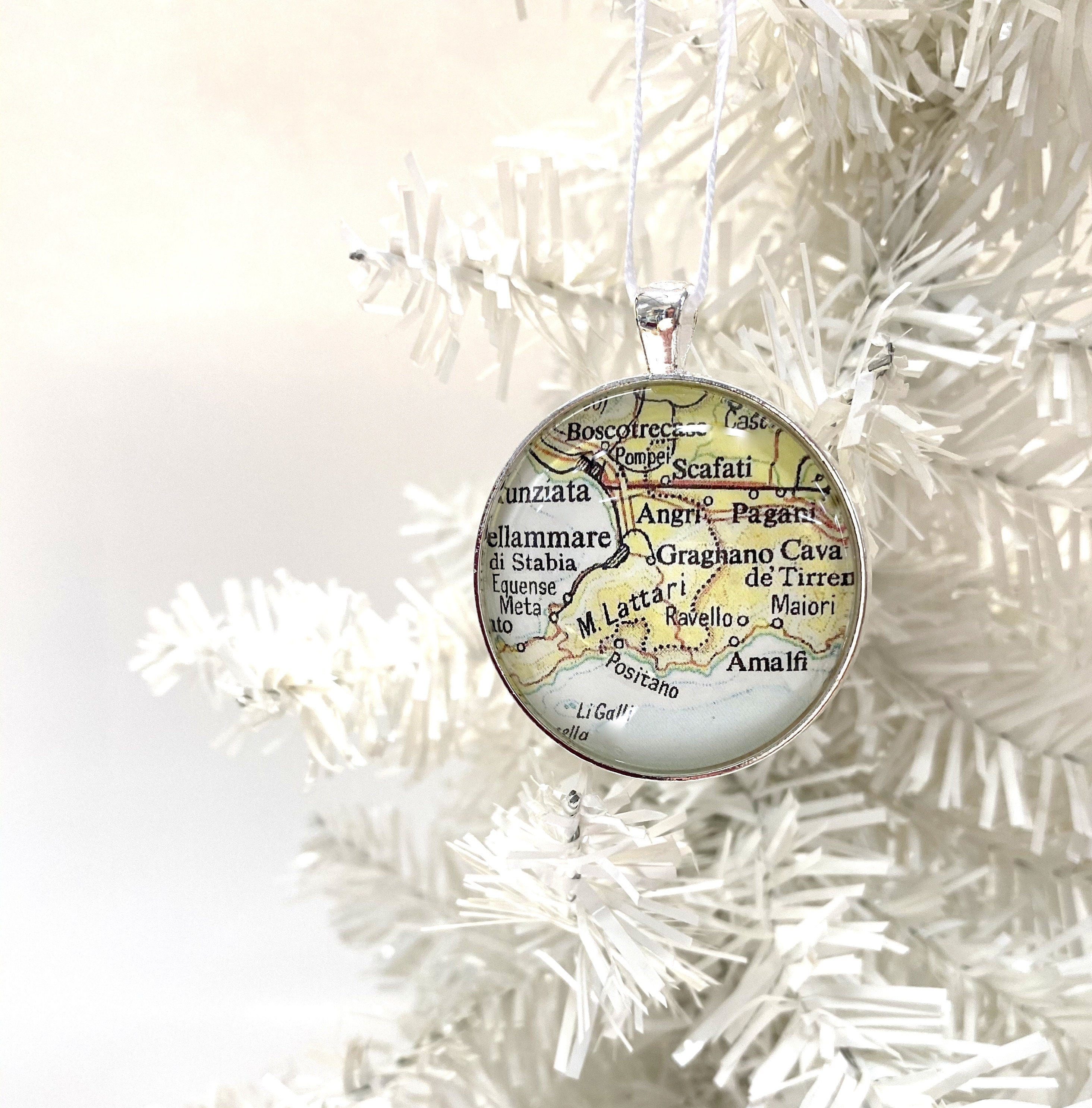 Christmas Ornament, Positano Italy, Amalfi Coast Vintage map Ornament, gift for traveler, map gift, unique ornament, souvenir, lg pendant