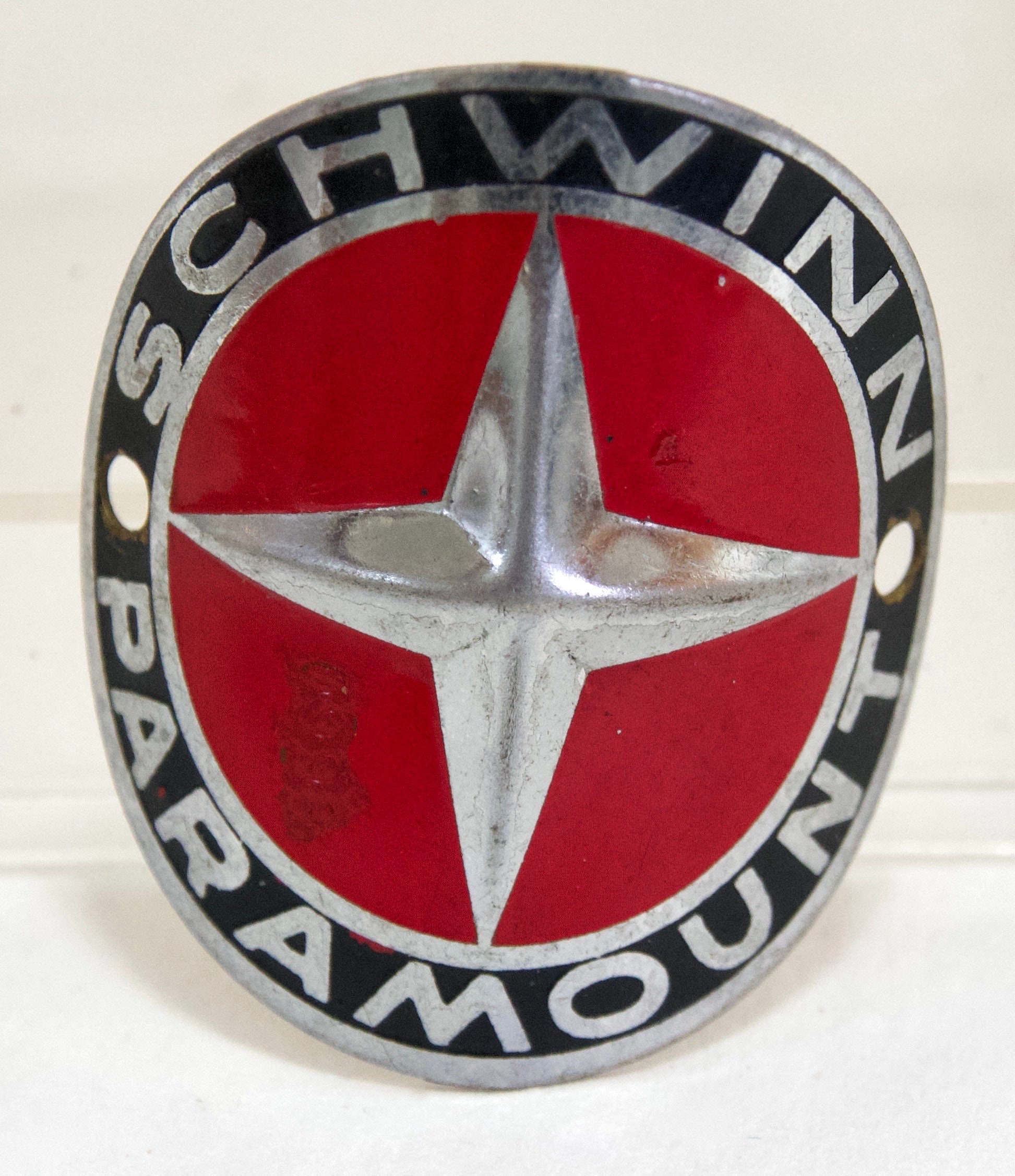 Vintage schwinn head badge deals