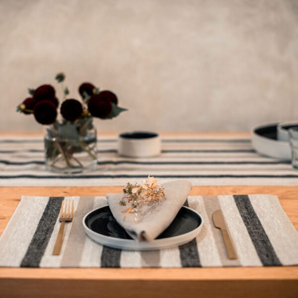 Stylish Linen Placemats: Black, Red, Yellow, or Blue Stripes - Perfect for Table Settings! Table Décor Striped Placemats