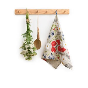 Linen Tea Towel, Hand Towel, Kitchen Towel, Natural Linen Dishcloths, Organic Flax Towel, Rustic Kitchen Linens. Floral Design.