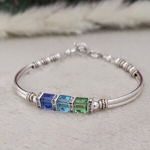 Birthstone Bracelet for Women Custom Jewelry for Her Mothers Day Jewelry Gift for Mom Personalized Birthstone Jewelry for Friend or Grandma