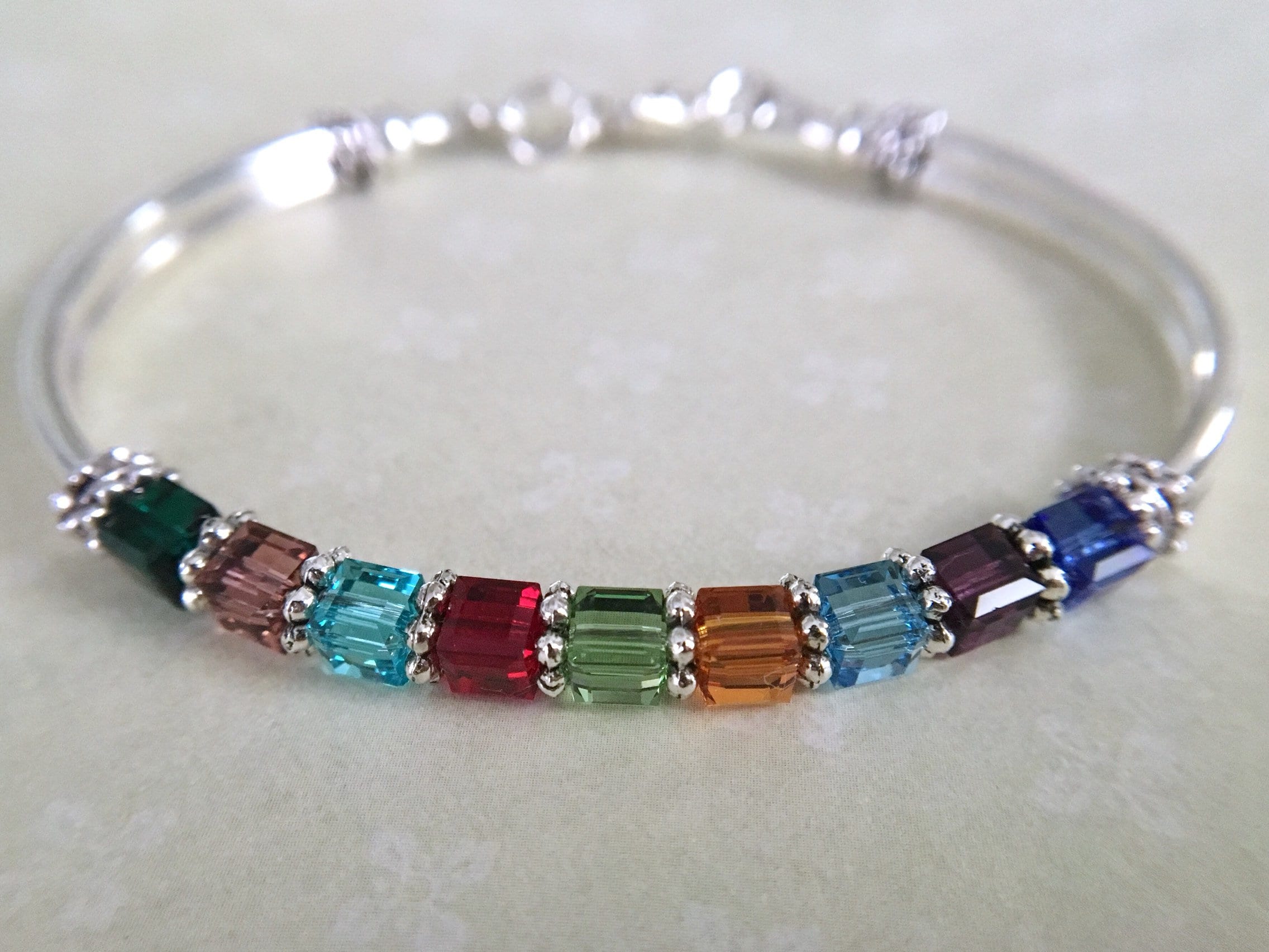 Mothers birthstone jewelry for mom and grandmas birthstone bracelet for mothers day jewelry for bridesmaid custom jewelry for mothers day