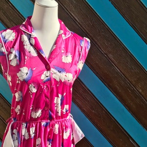 Vintage 80s, Silky Floral Patterned Dress - WITH POCKETS!!