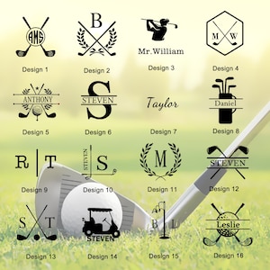 Puede incluir: Una colecci&oacute;n de 16 dise&ntilde;os diferentes con tem&aacute;tica de golf para personalizar. Los dise&ntilde;os presentan varias combinaciones de palos de golf, pelotas de golf, carritos de golf e iniciales. Los dise&ntilde;os se muestran sobre un fondo blanco con texto negro.