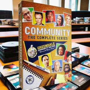 Comunità / Commedia / Joel McHale/Danny Pudi / Inglese / 12*dischi