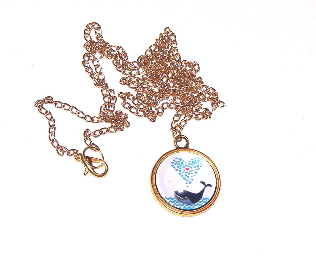 Golden Love Whale Necklace - Etsy