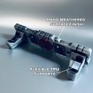 Lightsaber Wall Mount Display Stand - Darth Maul immagine 2