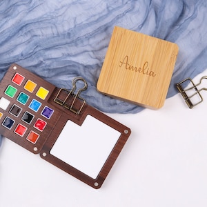 Gepersonaliseerde houten aquarel klein palet, mini aquarelverfdoos, draagbare reisbenodigdheden, houten palet 15 kleuren, cadeau