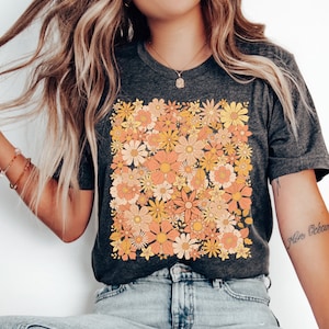 Vintage Boho Flower Pattern Tee, 70s Hippie Aesthetic Graphic Top, Soft Pastel Daisy Flowers Shirt, Groovy Spring & Summer Retro Tee