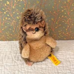 Delightful Steiff Stuffed &quot;Joggi&quot; Hedgehog Plush | Vintage Steiff, 1960s | with Button, Yellow Ribbon Tag | #1680/12 | 5.25&quot; | Heirloom Gift