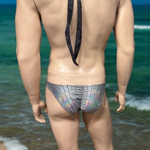 Men&#39;s Holographic Snake Print Silver Swim Trunks