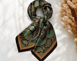Sciarpa Quadrata Cotone Leggero - Motivo Floreale 2 Verde Chiaro - Freak Scene Foulard