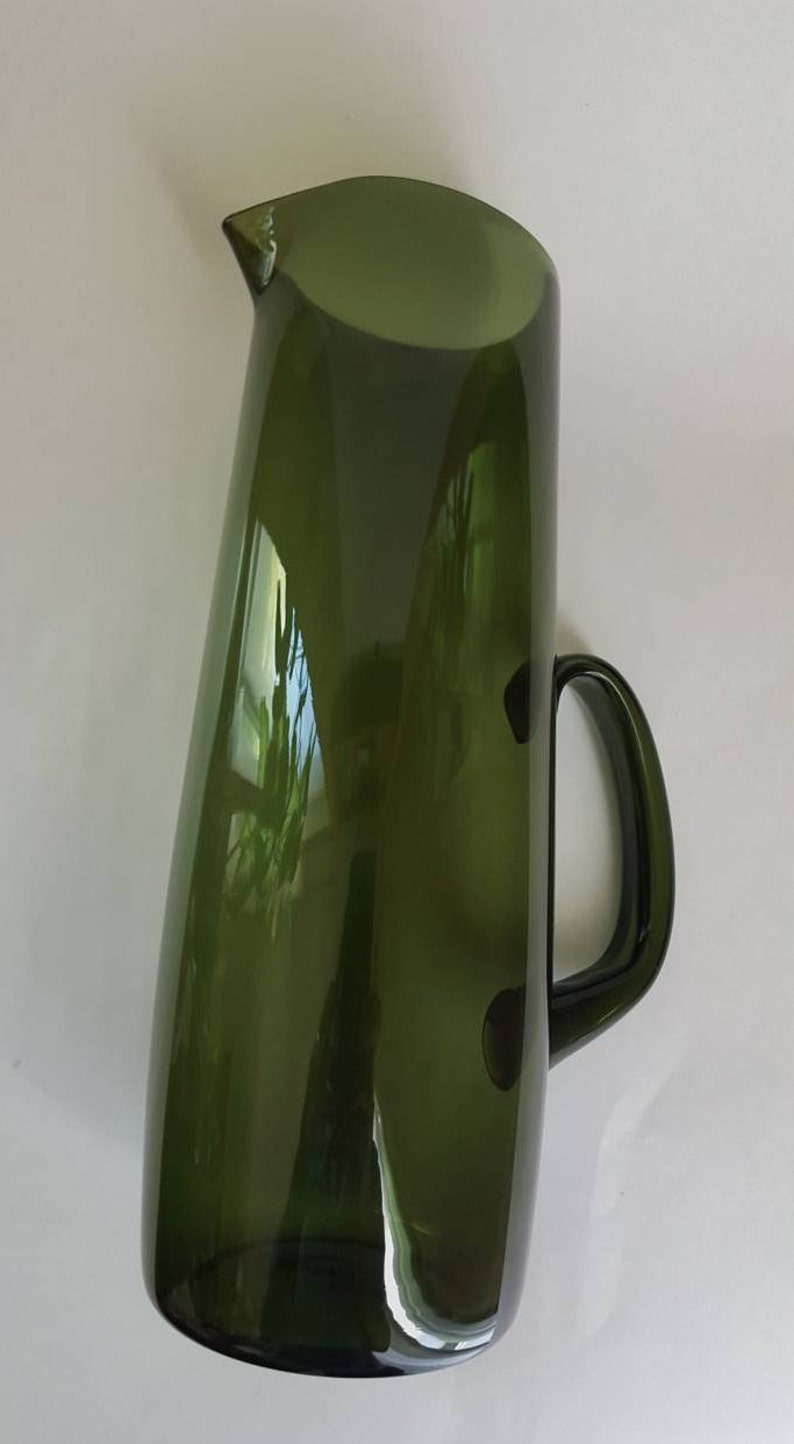 Beautiful Emerald Green Iittala Finland Green Glass Serving Pitcher Timo Sarpaneva Mid Century Tall Martini Water Pitcher