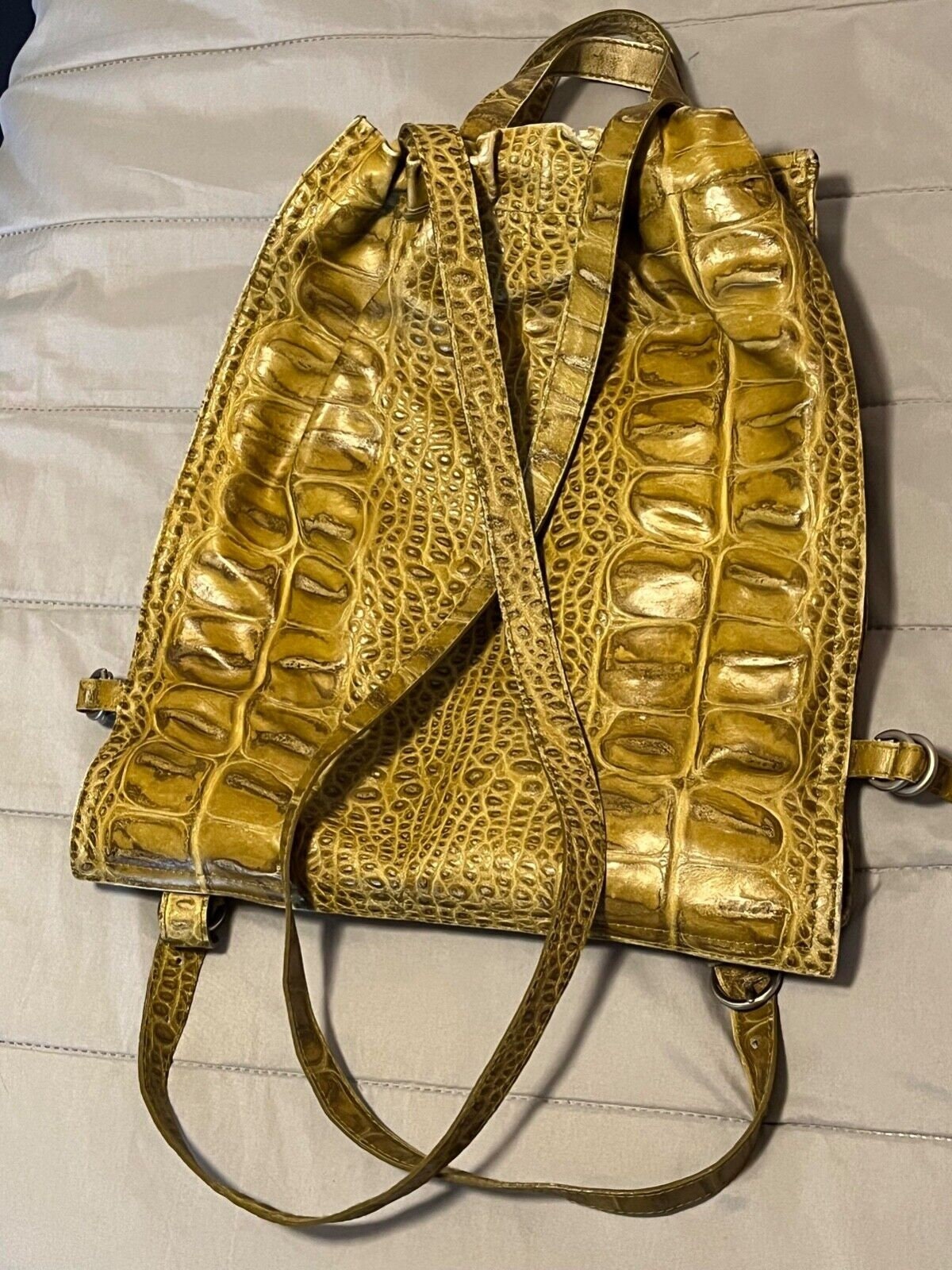 $39,000 Pseudo-School Sacks : alligator backpack