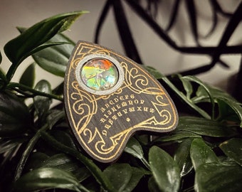 Alfinete de prancheta Ouija de madeira e resina