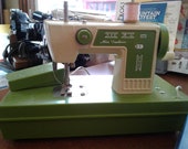 Vintage Toy Sewing Machines Mongomery Ward Miss Durham Hand Crank Toy Sewing Machines Sold quot as is quot Plastic Toy Sewing Machines