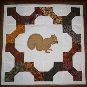 pdf SQUIRREL, Single Block .pdf, Instant Download, Traditional Applique Squirrel Pattern, Hand or Fusible Applique, Free Shipping, Quilted image 7