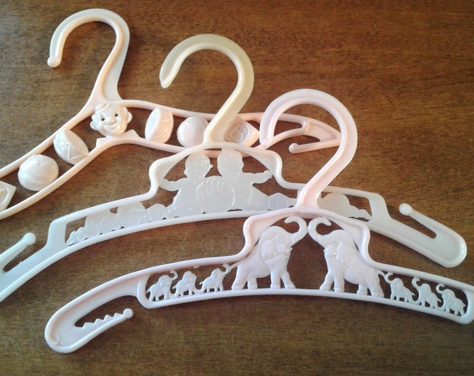 Vintage Childrens Hangers Set of 3 Pastel Colors Etsy