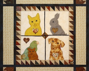 Padrão de colcha de bebê com apliques de animais, design tradicional feito à mão/com entretela termocolante.