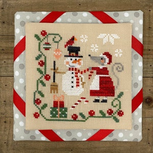 Mouse's Christmas Decorating - Modern Cross Stitch Pattern PDF by Tiny Modernist