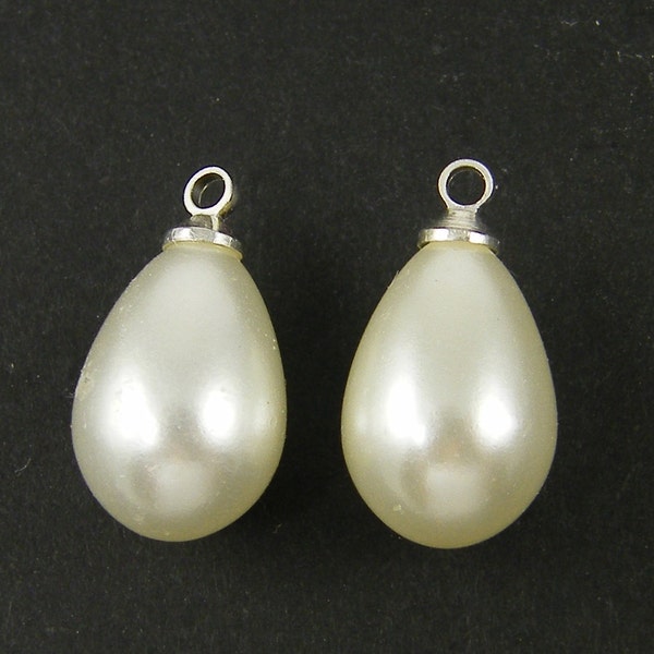 White Pearl Teardrop, White Pearl Drop with Silver Bead Cap |WH1-15|2