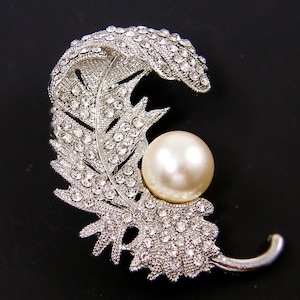 Rhinestone Feather Brooch Silver White Pearl Ornate Wedding Pin Embellishment Bridal Bouquet Sash Hair Comb Adornment Clip |LG8-5|1