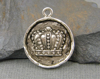 Crown Charm Crown Pendant Antique Silver Round Medallion Regal Royalty Pendant for Necklace |NU1-15| XN