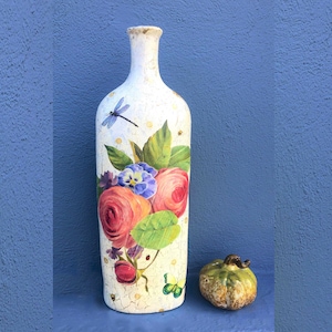 Vintage Floral Vase | Shabby Chic Decor | Cottagecore Style | Summer Vase with Hydrangeas, Roses, Dragonflies & Ladybugs