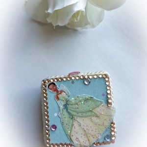 Princess Tiana Trinket Box | African-American princess Tooth Fairy Box | Personalized Children&#39;s Storage | Princess Tiana decor