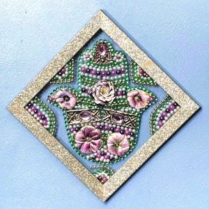 Floral and Beaded Hamsa Hand Mosaic Wall Art l Meditation Decor l Jewish Spiritual Hanging, Hand of Fatima plaque, Jewish Art, Judaica