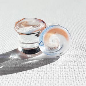 00g Glass Plugs Orange Blue White Spiral Swirl Pattern Double Flare Pair Borosilicate Flameworked Gauges for Ears (2001)