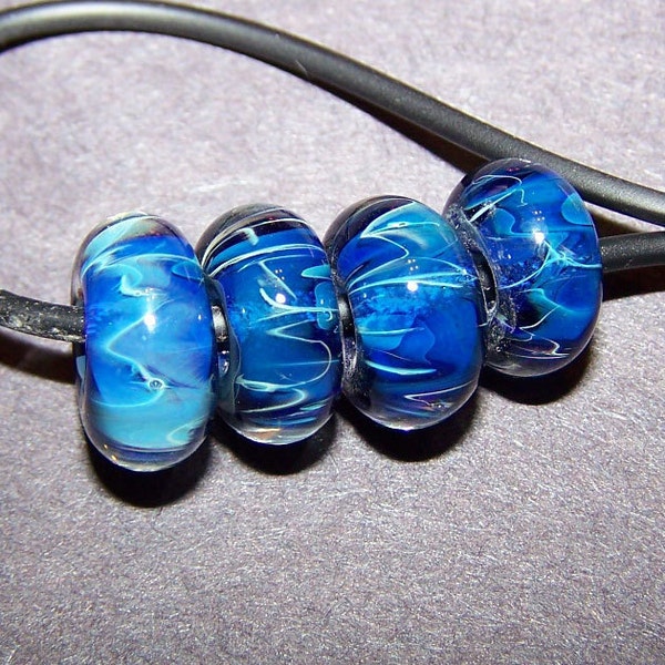 Blue spacer beads with water ripples inside set of 4 borosilicate glass (43)