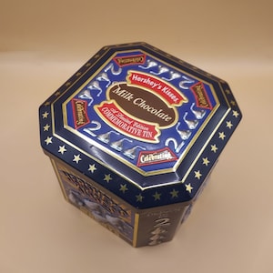 Hershey kisses tin